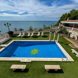 Bhost - Sunrise Villa